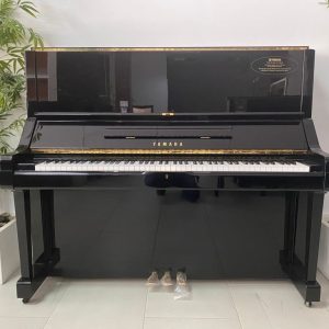 YAMAHA2 UX PIANO SERIE PROFESIONAL