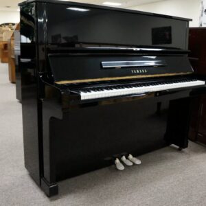 YAMAHA U2 RENOVADO PIANO VERTICAL