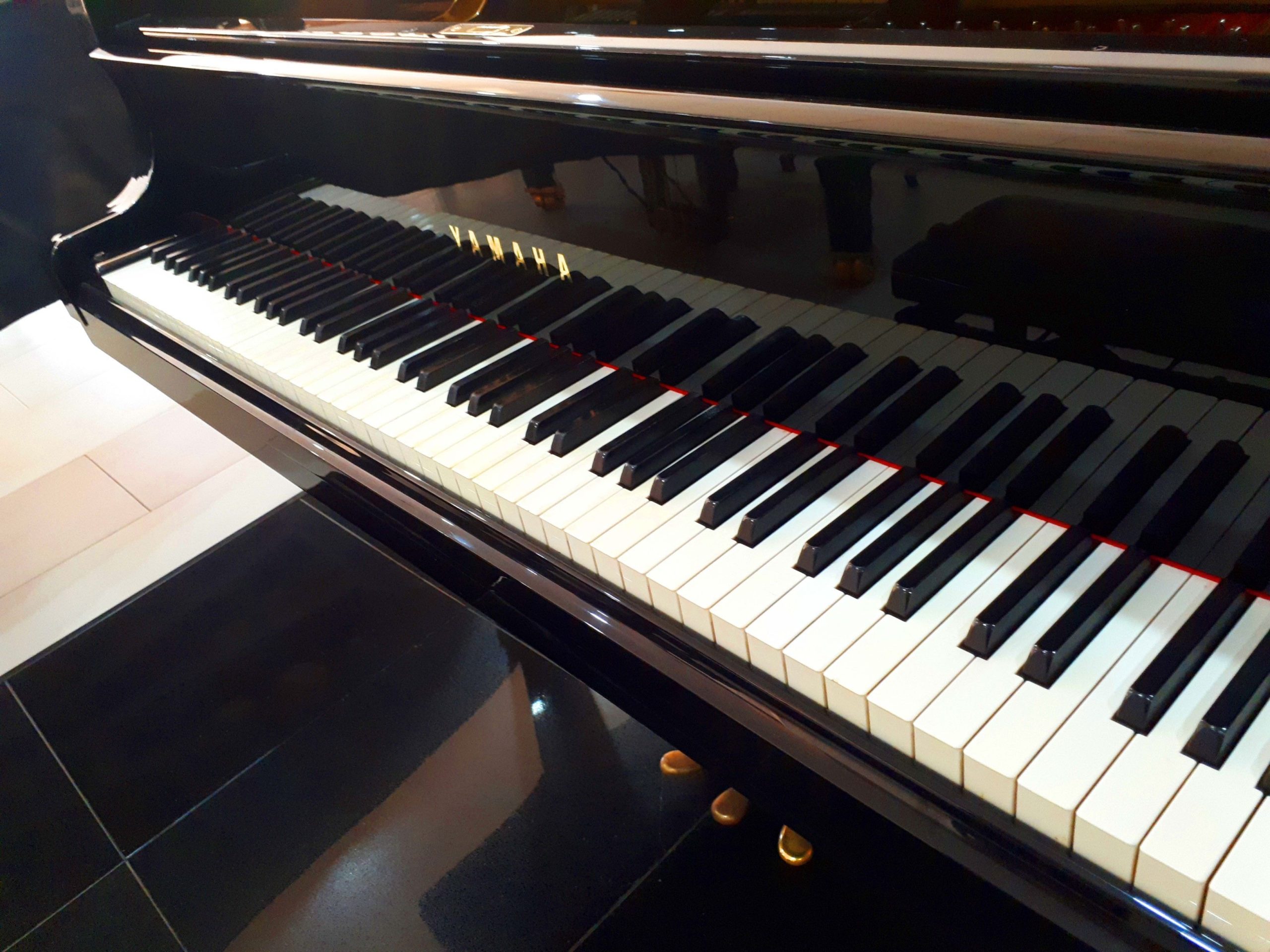 Piano de Cola YAMAHA CFIII GRAN COLA