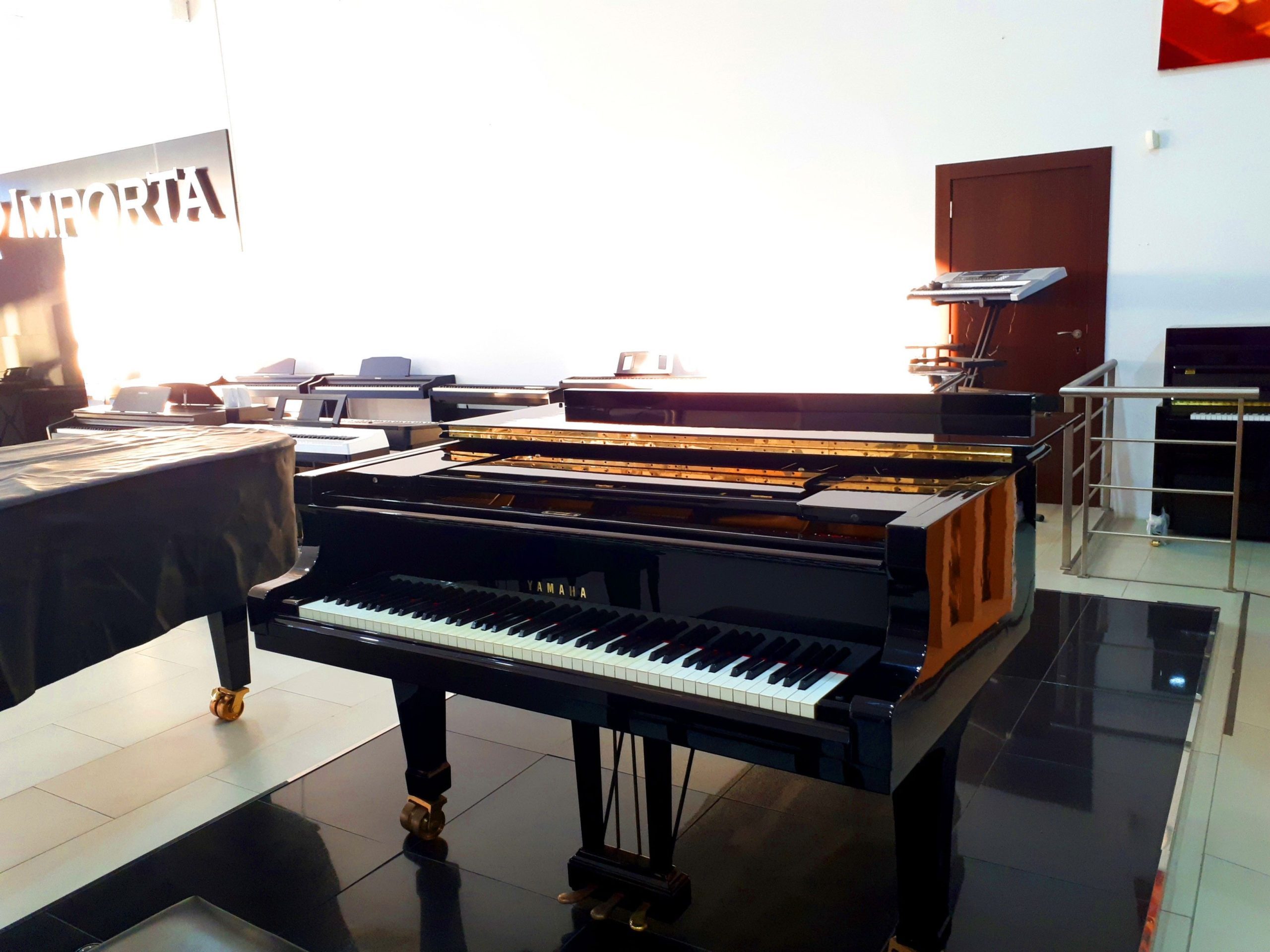 Piano de Cola YAMAHA CFIII GRAN COLA